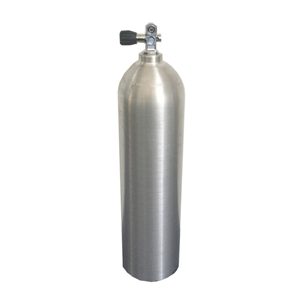 scuba diving tanks